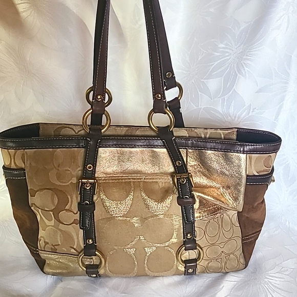 Coach Patchwork Patent Suede Signature C Jacquard Shopper Tote # F06Q-10388 - Picture 2 of 16